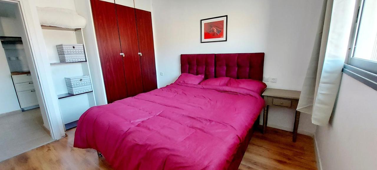 Eilat Octopus Apartment - אילת אוקטופוס -שני חדרים וסלון, בריכה בקיץ Extérieur photo